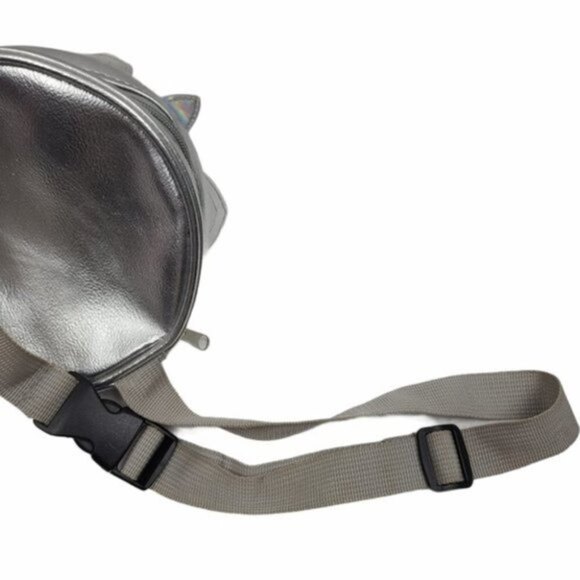 Unicorn Silver Metallic Sequin Round Fanny Pack - Picture 6 of 11